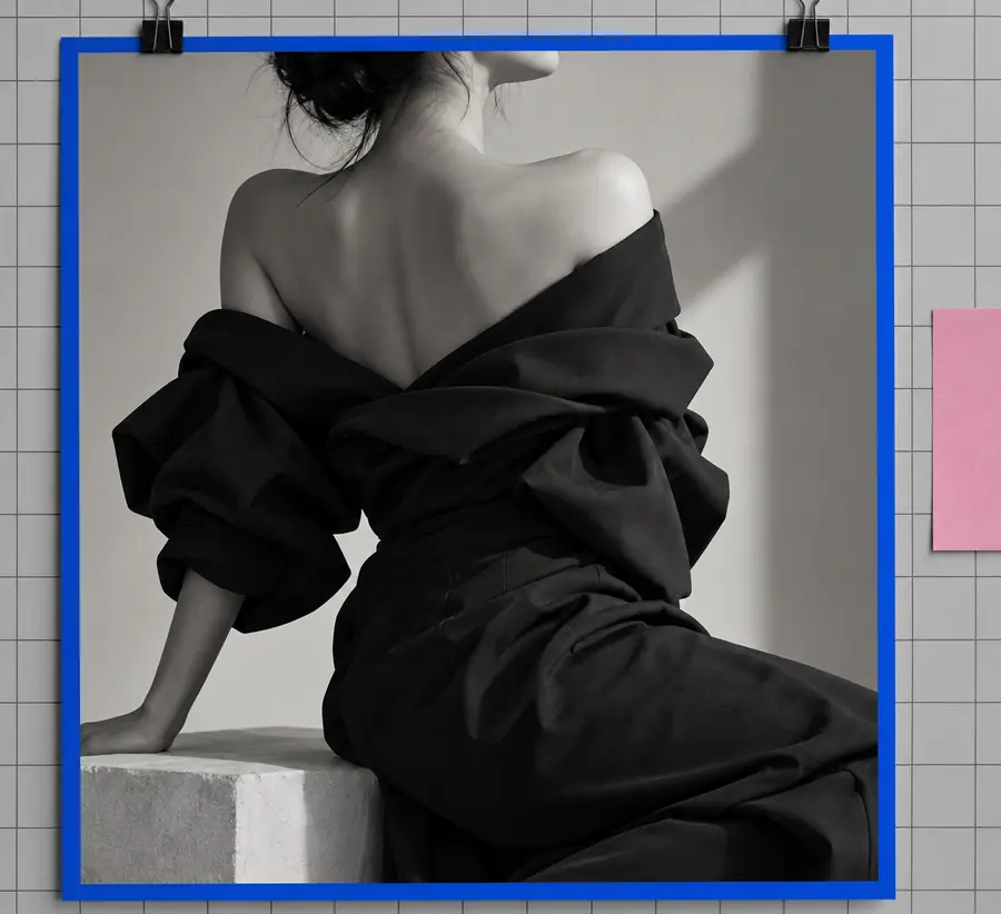 Monochrome fashion portrait used as a visual reference for checking pose and framing